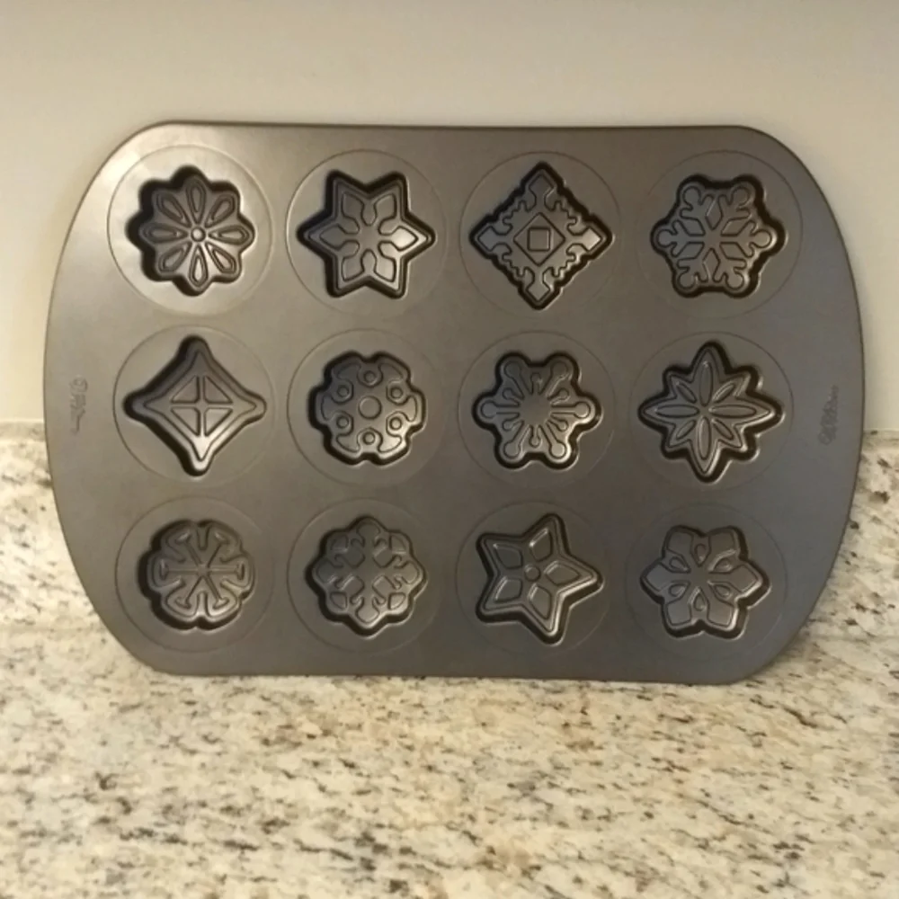 WILTON Cookie Pan Snowflake